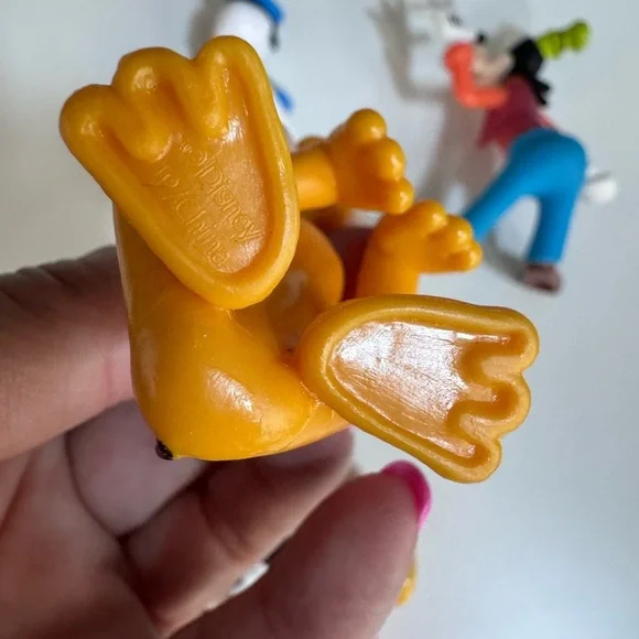 Disney Mickey Mouse Clubhouse Collectible Figure Set-5 Piece Mickey Minnie Pluto - Picture 6 of 8